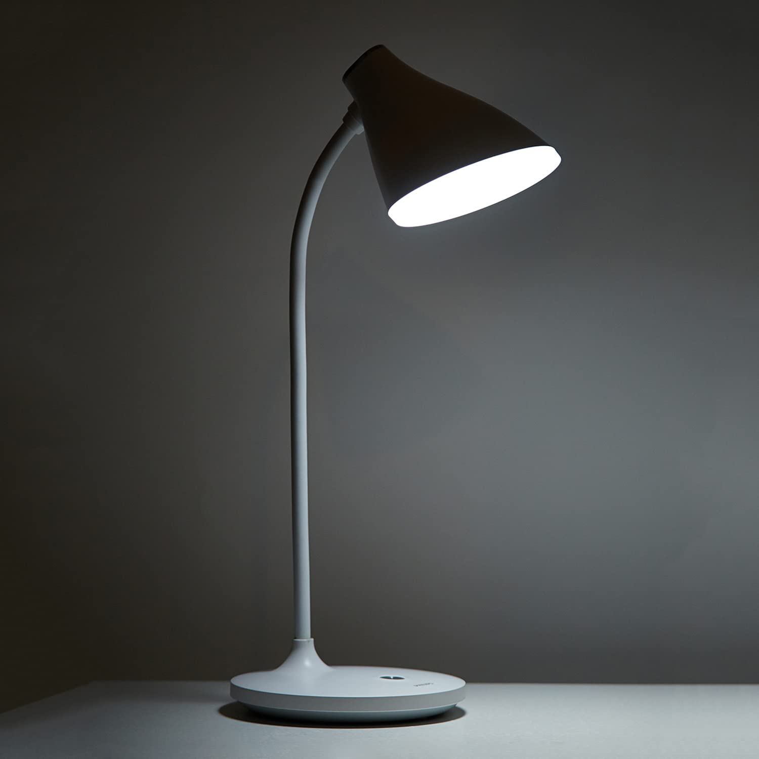 Philips Skyy Desk Light Rechargeable Table Lamp White – Retailmart